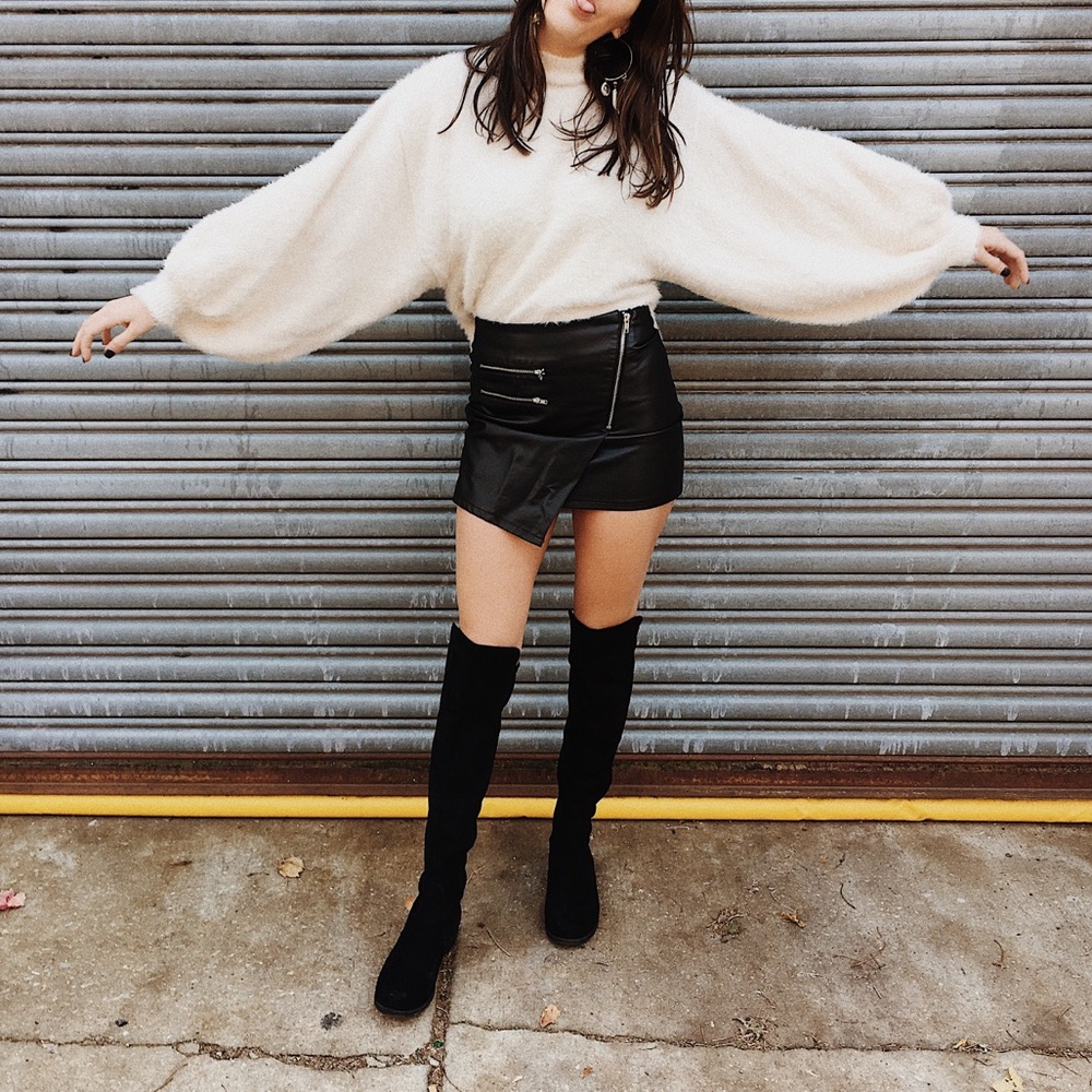 Leather skirt